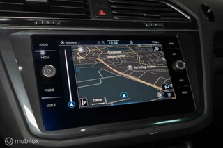 Volkswagen Tiguan Volkswagen Tiguan 1.4 TSI eHybrid  Business+ PANO|IQLIGHT| - afbeelding nr 24