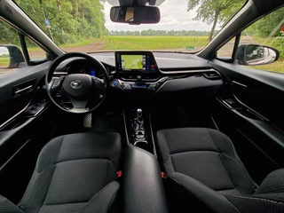 Toyota C-HR Toyota C-HR 1.8 Hybrid Executive | 24mnd Garantie | Incl. Beurt & APK | - afbeelding nr 3