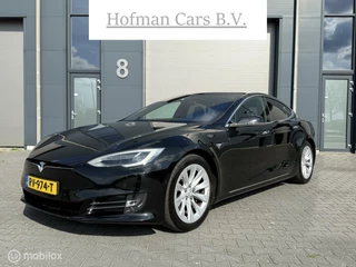 Tesla Model S - 282142185-0