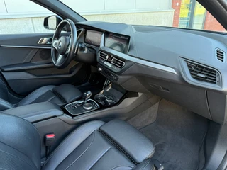 BMW 1 Serie BMW 1-serie 120i High Executive M-Sportpakket|Pano|Trekhaak| - afbeelding nr 62