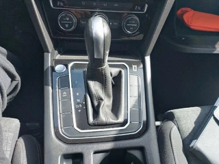 Volkswagen Passat Volkswagen Passat Variant 1.5 TSI Comfort Business Automaat, airco,cruise,navigatie parkeersensoren, - afbeelding nr 18