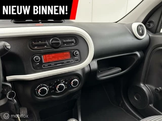 Renault Twingo Renault Twingo 1.0 SCe Collection S&S Airco Bluetooth Zuinig - afbeelding nr 15