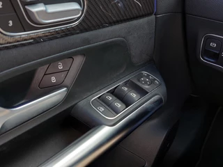 Mercedes-Benz B-Klasse Mercedes-Benz B-Klasse 180 136pk Automaat Launch Edition Premium Plus AMG-Line | Navi | Clima | Cruise | Led Matrix | Keyless Entry | Panorama Schuifdak | Pdc V+A+Assist+Camera | Privacy Glass | 19''lm - afbeelding nr 22