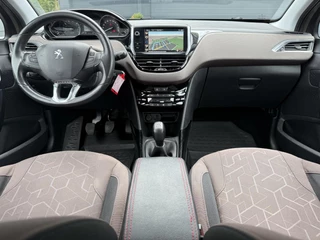 Peugeot 2008 Peugeot 2008 1.2 PureTech Urban Cross 2e Eigenaar,Navi,110pk,Clima,Cruise,Trekhaak,Pdc,Nieuwe Apk bij Aflevering - afbeelding nr 17