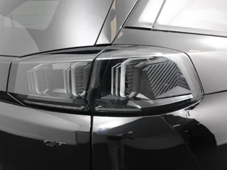 Peugeot 5008 Peugeot 5008 1.2 PureTech GT Black Pack 7p Climate control Adaptive cruise control Achteruitrijd camera Verwarmde voorstoelen Keyless Navigatie LED Apple Carplay/ Android Auto - afbeelding nr 18