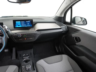 BMW i3 BMW i3 Executive Edition 120Ah 42 kWh UNIEKE KM STAND |  NAVI | RIJKLAARPRIJS INCL. 12 MND. BOVAGGARANTIE - afbeelding nr 31
