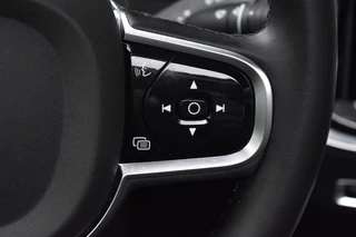 Volvo V60 Volvo V60 T6 350pk AWD Plus Dark | Climate | S/K Dak | Harman Kardon | Tre - afbeelding nr 21