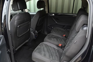 Volkswagen Touran Volkswagen Touran 1.8 TSI DSG 180PK R-line Camera/Navi/LED - afbeelding nr 11