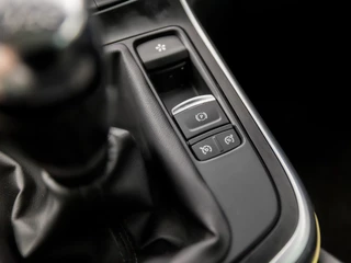 Renault Scénic Renault Scénic 1.2 TCe Sport Collection (APPLE CARPLAY, GROOT NAVI, LEDER, CAMERA, TREKHAAK, SPORTSTOELEN, GETINT GLAS, KEYLESS, PARKEERSENSOREN, NIEUWE APK, NIEUWSTAAT) - afbeelding nr 24