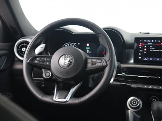 Alfa Romeo Tonale Alfa Romeo Tonale 1.5 MHEV 160 PK Turbo Veloce | Leder | Winter | 360Camera | 19