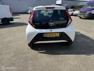 Toyota Aygo Toyota Aygo 1.0 VVT-i x-fun Airco - afbeelding nr 5
