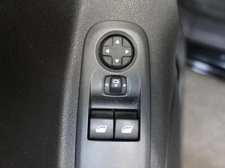 Opel Combo Opel Combo 1.5D 130PK L2H1 Edition Automaat Airco Bluetooh Navi Camera Parkeersensoren - afbeelding nr 9