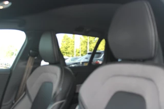 Volvo V60 Volvo V60 2.0 T6 340PK RECHARGE AWD R-DESIGN **NIEUWSTAAT!** | ELEKTRISCH BEDIENBARE VOORSTOELEN MET GEHEUGEN OP BESTUURDERSSTOEL | 18