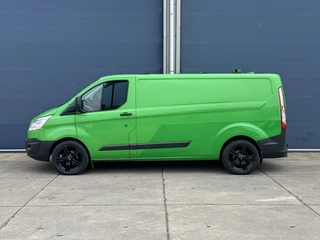 Ford Transit Custom Ford Transit Custom 310 2.0 TDCI L2H1 Trend AIRCO / CRUISE CONTROLE / NAVI / TREKHAAK / EURO 6 - afbeelding nr 2