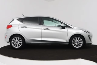 Ford Fiesta Ford Fiesta 1.0 EcoBoost Titanium Business (NAVIGATIE, PARKEERSENSOREN, ACHTERUITRIJCAMERA, CRUISE ADAPTIEF, NL-AUTO) - afbeelding nr 14