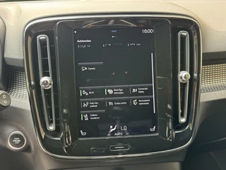 Volvo XC40 Volvo XC40 1.5 T5 Twin Engine R-Design Automaat | Achteruitrijcamera | LED verlichting | Trekhaak uitklapbaar | Stoelverwarming | Climate control | Cruise control adaptief | Dode hoek detectie | Getint glas | Parkeersensoren voor en achter - afbeelding nr 20