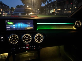 Mercedes-Benz A-Klasse Mercedes-Benz A-klasse A250 AUT AMG LED Pano Widescreen Navi - afbeelding nr 41