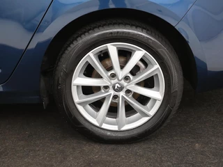 Renault Mégane Renault Mégane 1.5 dCi Zen | Trekhaak | Navigatie |  Climate control | Parkeerhulp | Bluetooth | Cruise control - afbeelding nr 25