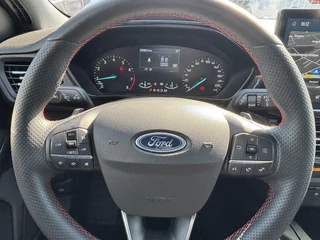 Ford Focus Ford Focus Wagon 1.0 EcoBoost Hybrid ST Line 125PK Automaat Winterpack SYNC4 Cruise Navi Camera Climate Parkeersensoren Privacy Glass *1500KG Trekgewicht* - afbeelding nr 21