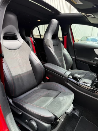 Mercedes-Benz A-Klasse Mercedes-Benz A-klasse AMG 35 4MATIC Edition 1|Pano|Burmester|Milltek|Sfeer|Hemelverlichting - afbeelding nr 27