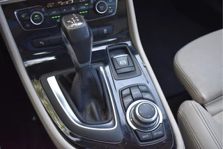 BMW 2 Serie BMW 2 Serie Gran Tourer 218i High Executive Sport Driving Assistant Plus | Vol | Open dak | Elekt.stoelen | Keyless | Nav | Climate Contr | Stoelverwarming | Full LED - afbeelding nr 61