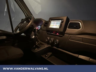 Renault Master Renault Master 2.3 dCi 136pk L2H2 Euro6 Airco | Navigatie | Camera | 2500kg Trekhaak | LED cruisecontrol, parkeersensoren, bijrijdersbank - afbeelding nr 11