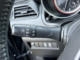 Suzuki Swift Suzuki Swift 1.2 Smart Hybrid Select | Navi | Camera | 16 inch velgen | Carplay - afbeelding nr 25