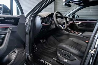 Volkswagen Touareg Volkswagen Touareg R 3.0 TSi eHybrid 4MOTION | Nieuw | Alle opties | Panodak | Dynaudio | Massage | Trekhaak | 22 inch | 5 jaar garantie | - afbeelding nr 5