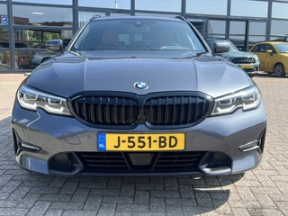 BMW 3 Serie BMW 3 Serie Touring 320d Automaat 190 pk High Executive Edition Navi Adaptieve Cruise Control Life Cockpit Prof Sportstoelen Leer Stoelverwarming DAB Led Koplampen  Extra Getint Glas Parkeersensoren NL Auto BTW - afbeelding nr 8