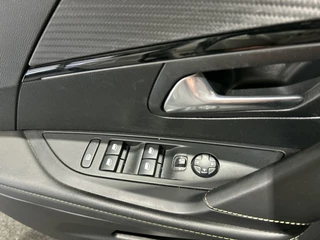 Peugeot e-208 Peugeot e-208 EV GT Pack 50 kWh | Zwart dak | 100 % dealeronderhouden | Soh (batterijcheck) 91,06 % - afbeelding nr 6