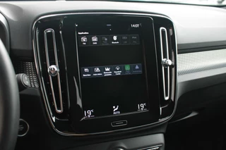 Volvo XC40 Volvo XC40 T5 Recharge R-Design | Parkeercamera | Glossy Black | Keyless - afbeelding nr 30