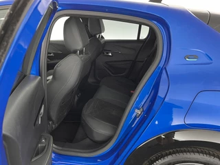 Peugeot e-208 Peugeot e-208 EV GT Pack 50 kWh [ 3-Fase ] (INCL-BTW) *FULL-LED | DIGI-COCKPIT | BLINDSPOT | CAMERA | LEATHER-ALCANTARA | NAVI-FULLMAP | LANE-ASSIST | KEYLESS | DAB | CCS-FASTLOADER | HEATED-SPORTSEATS | AMBIENT-LIGHT | 17