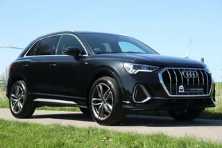 Audi Q3 Audi Q3 35 TFSI / 3x S-Line / 150PK / Automaat / Navi / Matrix LED / Keyless / 19