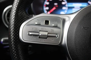 Mercedes-Benz C-Klasse Mercedes-Benz C-klasse 200 Business Solution AMG (PANORAMADAK, SFEERVERLICHTING, NAVIGATIE, CAMERA, STOELVERWARMING) - afbeelding nr 15