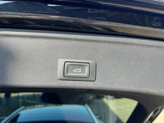 Audi A4 Audi A4 2.0 TDI SPORT L. ED. - afbeelding nr 14