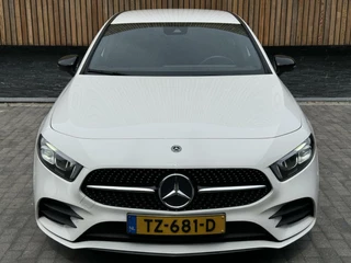 Mercedes-Benz A-Klasse Mercedes A-klasse 200 AMG-styling Automaat | Widescreen Navi | Stoelverwarming | Getint glas | Metallic lak | Parkeersenoren voor en achter | Achteruitrijcamera - afbeelding nr 46