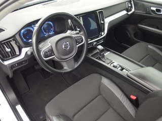 Volvo V60 PANORAMADAK / FULL LED / CARPLAY / HARMAN-KARDON / CAMERA / DAB+ / NL-AUTO - afbeelding nr 8