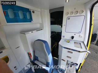 Mercedes-Benz Sprinter Mercedes Sprinter 319 CDI Automaat Nieuw! Complete Ambulance Ziekenwagen Rettungswagen Krankenwagen 11m3 Airco Cruise control - afbeelding nr 13