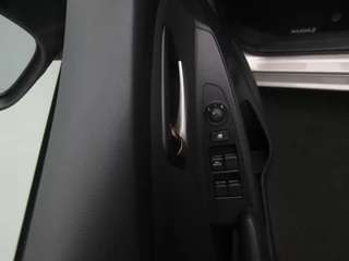 Mazda 2 Mazda 2 1.5 SkyActiv-G Homura automaat met all-weather banden : dealer onderhouden - afbeelding nr 40