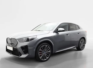 BMW iX2 xDrive30 65kWh | M-Sport | Harman-Kardon | Pano | 313PK!
