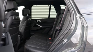 BMW X5 BMW X5 xDrive50e M-Sport Pro | Sky Lounge | Harman/Kardon | Soft-Close | Head-up | Trekhaak - afbeelding nr 23