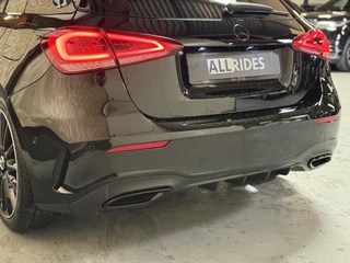 Mercedes-Benz A-Klasse Mercedes-Benz A-klasse 200 d Amg pakket l Night pakket l Sfeer verlichting l Camera l 19 Inch - afbeelding nr 10