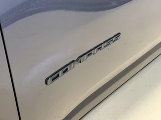Jeep Compass Jeep Compass 1.3T Night Eagle Liberty Edition | Camera | Climate Control | 19'' Inch - afbeelding nr 41