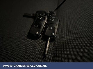 Volkswagen Transporter Volkswagen Transporter 2.0 TDI L2H1 Euro6 Airco | Navigatie | Cruisecontrol | Trekhaak | Leder stuurwiel Parkeersensoren - afbeelding nr 20