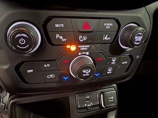 Jeep Renegade Jeep Renegade 1.0Turbo 120pk Limited Adaptieve Cruise Control, Trekhaak Afneembaar, Led koplampen - afbeelding nr 19