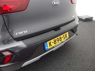 Kia Niro Kia Niro 1.6 GDi Hybrid DynamicPlusLine TREKHAAK / LEDER / STOELVERW / STUURVERW / FULL LED / CAMERA / PDC / BLUETOOTH / ACC / NL-AUTO - afbeelding nr 15