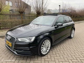 Audi A3 Audi A3 Sportback 1.4 e-tron PHEV Ambition S-line, Pano - afbeelding nr 1