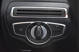 Mercedes-Benz C-Klasse Mercedes-Benz C-Klasse 180 Business Solution AMG | NL-Auto | 360 gr. camera | Pano.dak | Afn.haak | Carplay | Full LED - afbeelding nr 46