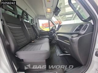 Iveco Daily Iveco Daily 35C18 3.0L Automaat Bakwagen Laadklep LED Navi Camera Airco Cruise Meubelbak Koffer Airco Cruise control - afbeelding nr 13