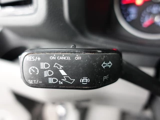 Volkswagen Crafter Volkswagen Crafter L3H2 L2H1 Highline 2x Schuifdeur Navigatie Cruisecontrol Airco Parkeersensoren Euro6 - afbeelding nr 15